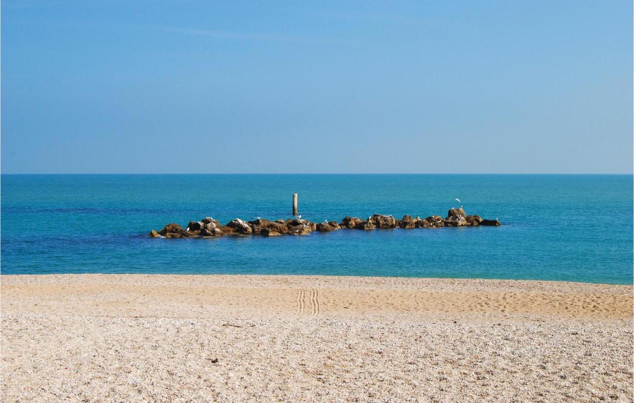 Beautiful Home In Porto Recanati With Wifi Zewnętrze zdjęcie