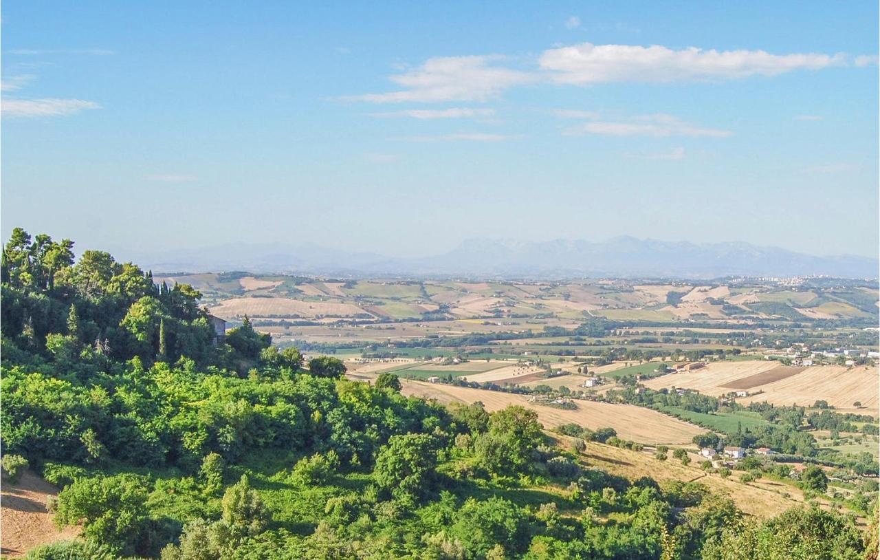 Beautiful Home In Porto Recanati With Wifi Zewnętrze zdjęcie